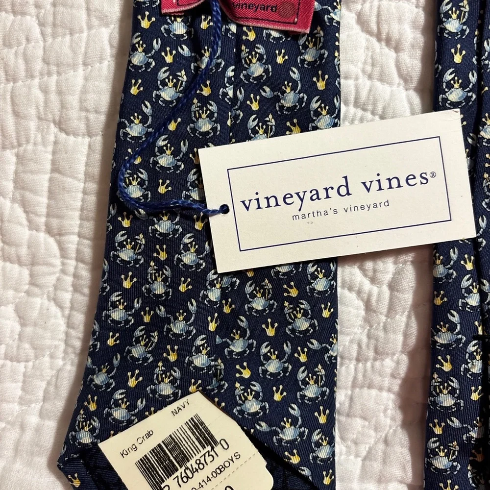Vineyard Vines Navy Floral Tie - BOYS